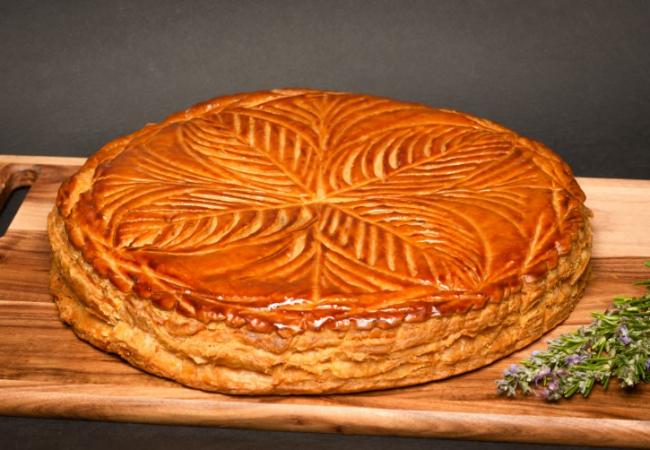 Continuez les fêtes grâce à l'épiphanie et nos célèbres galettes des rois!